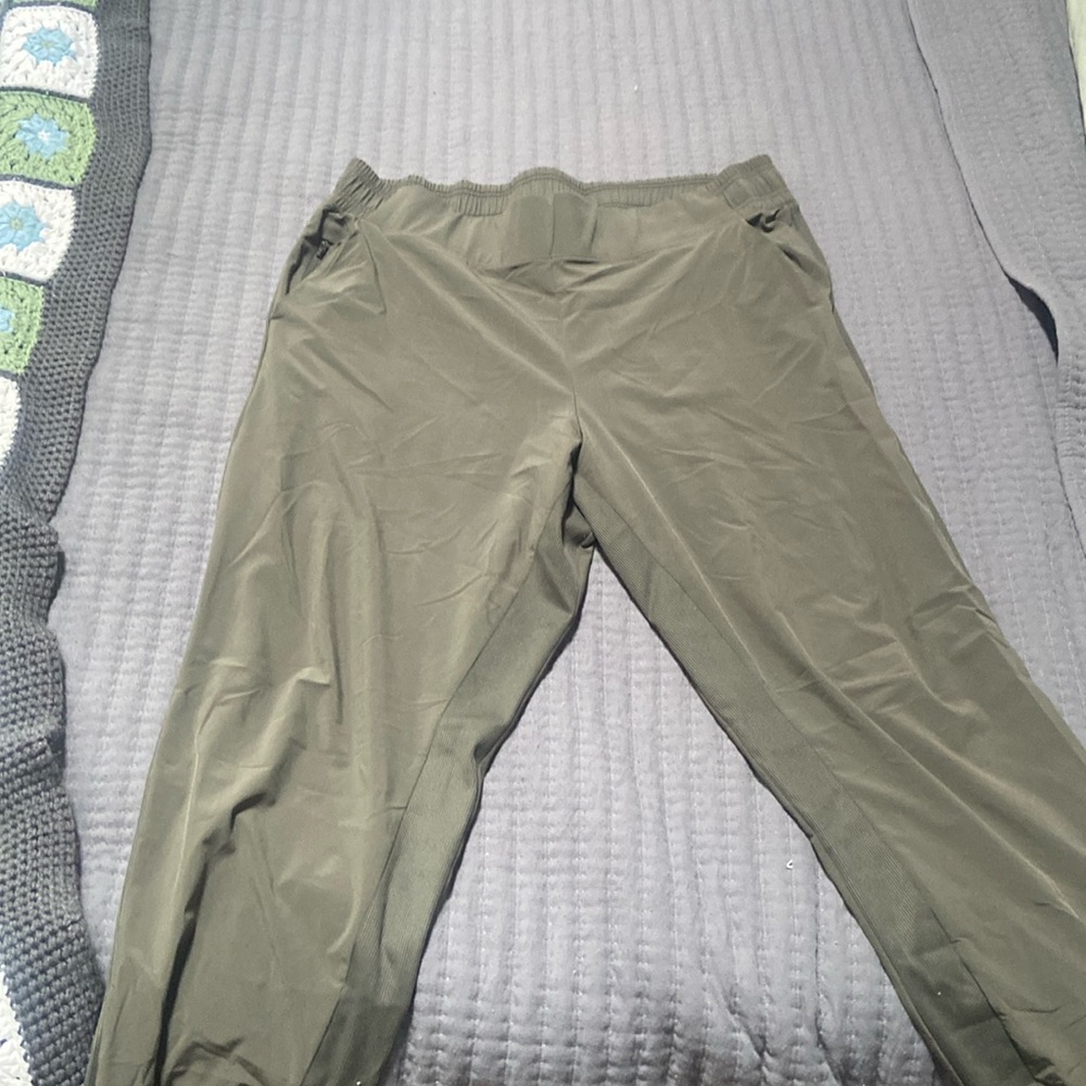 Like new Athleta joggers